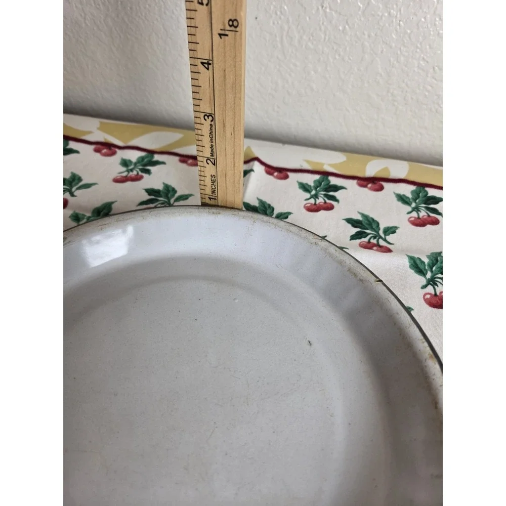 Vtg Enamelware Graniteware Blue & White Splatterware Swirl 9